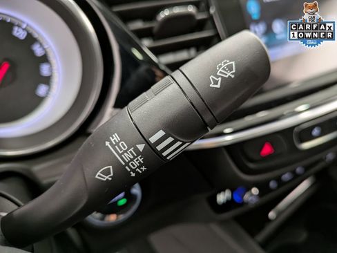 Used 2018 Buick Regal Essence w/ Driver Confidence Package #1 image 19