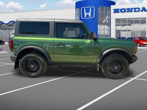 Used 2023 Ford Bronco Black Diamond image 10