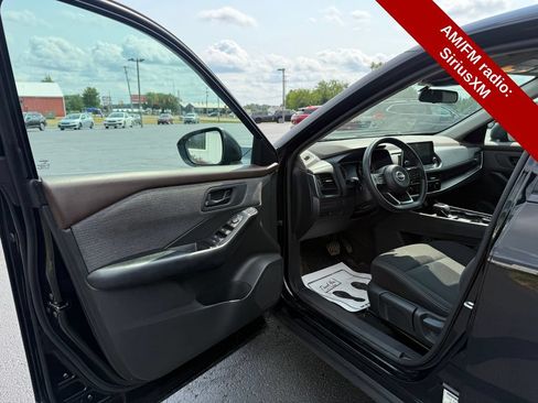 Used 2023 Nissan Rogue S AWD/4WD image 11