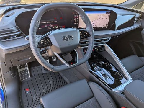 New 2025 Audi SQ5 Premium Plus image 7