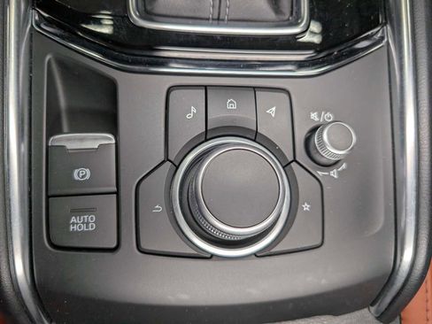 Certified 2024 MAZDA CX-5 Carbon Edition image 28