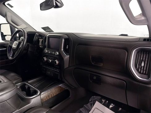Used 2022 GMC Sierra 2500 Denali image 26