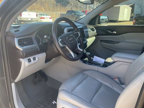 Used 2017 GMC Acadia SLT image 15