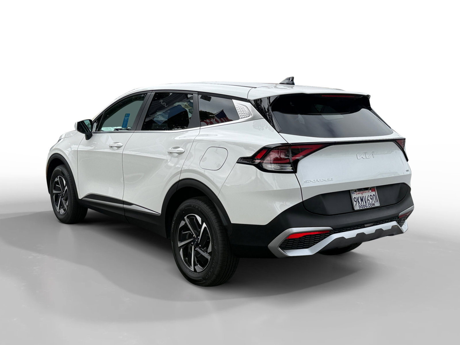 Used 2023 Kia Sportage LX AWD/4WD image 3