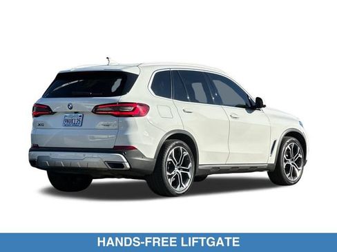 Used 2022 BMW X5 xDrive40i w/ Premium Package AWD/4WD image 5