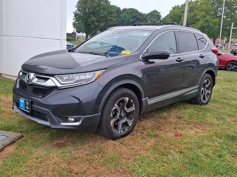Used 2018 Honda CR-V Touring image 3