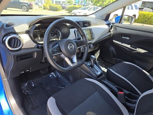 Used 2021 Nissan Versa SV image 15