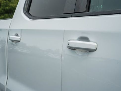 Used 2019 Chevrolet Silverado 1500 RST w/ All-Star Edition AWD/4WD image 22