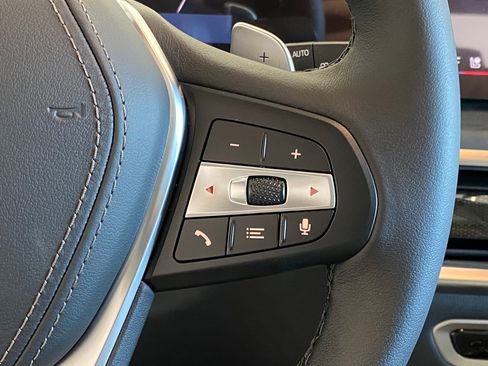 New 2026 BMW X5 xDrive50e w/ Premium Package image 31