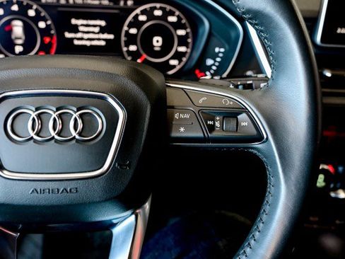 Used 2018 Audi Q5 2.0T Premium AWD/4WD image 34