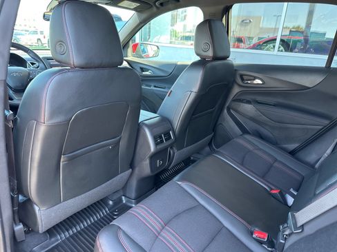 Used 2024 Chevrolet Equinox RS AWD/4WD image 17