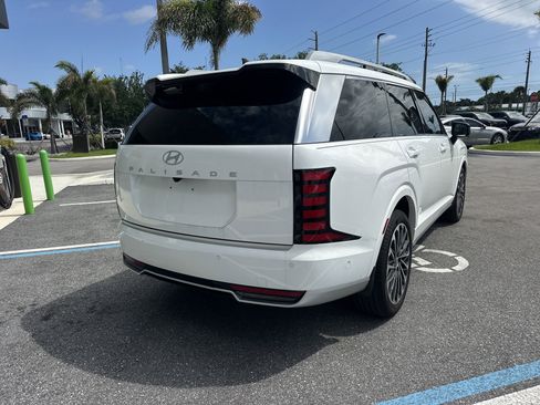 New 2026 Hyundai Palisade Calligraphy FWD image 6