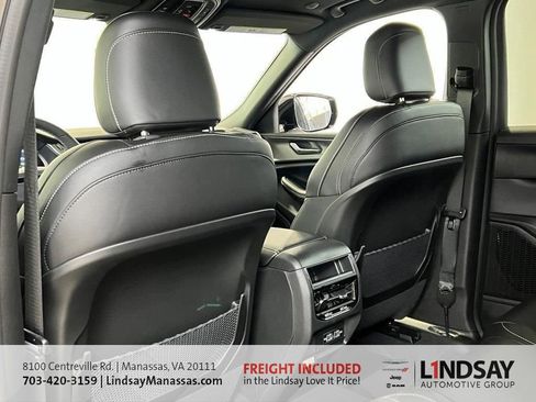 New 2025 Jeep Grand Cherokee Altitude image 22