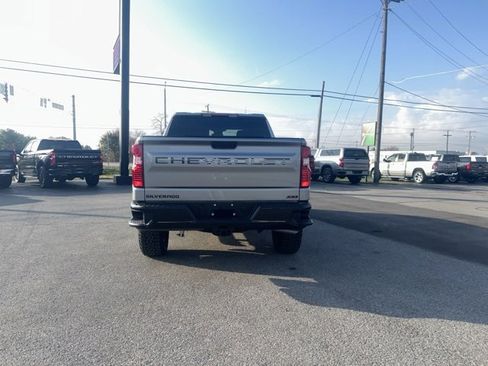 Used 2025 Chevrolet Silverado 1500 Custom Trail Boss image 9