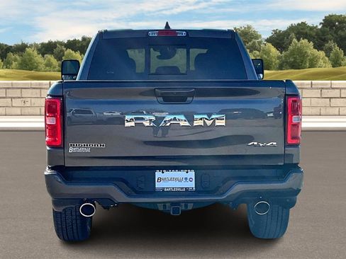 New 2026 RAM 1500 4x4 Crew Cab image 4