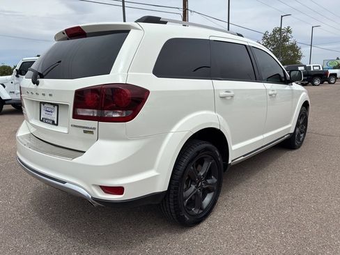 Used 2019 Dodge Journey Crossroad FWD image 5