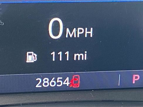 Used 2023 Chevrolet Equinox Premier image 12