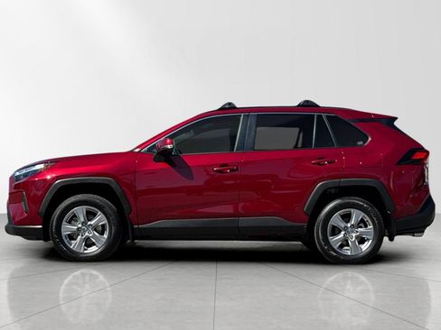 Used 2025 Toyota RAV4 XLE w/ Convenience Package AWD/4WD image 7
