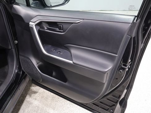 Used 2023 Toyota RAV4 LE AWD/4WD image 23