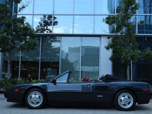 Used 1989 Ferrari Mondial T Cabriolet RWD image 80