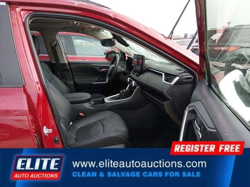 Used 2025 Toyota RAV4 XLE Premium w/ Weather Package image 9