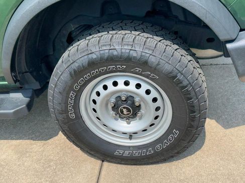 Used 2022 Ford Bronco 2-Door AWD/4WD image 7