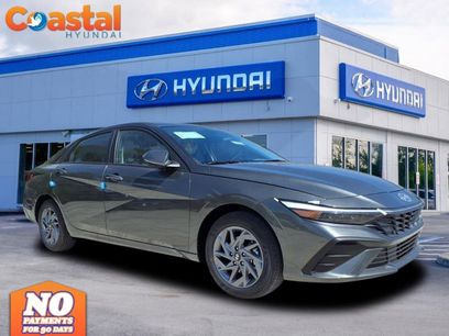 New 2025 Hyundai Elantra Blue