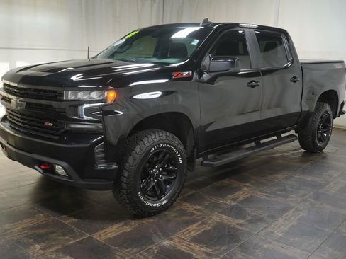 Used 2021 Chevrolet Silverado 1500 LT Trail Boss w/ Convenience Package II AWD/4WD image 2