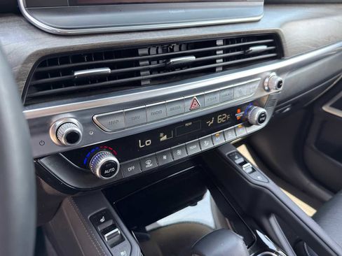 Used 2020 Kia Telluride EX image 17