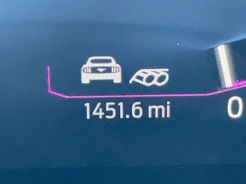 Used 2025 Ford Mustang Dark Horse image 27