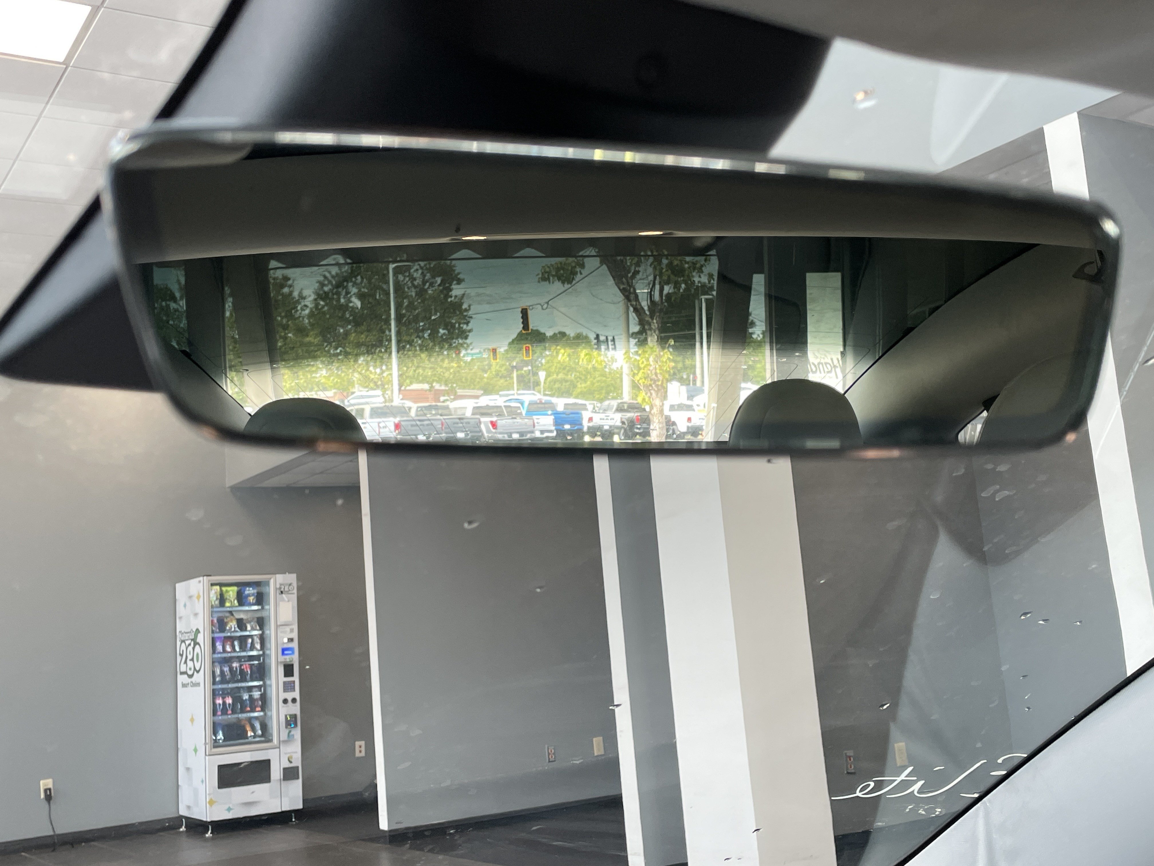 Used 2018 Tesla Model 3 Long Range AWD/4WD image 29