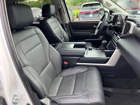 Used 2023 Toyota Sequoia SR5 w/ SR5 Premium Package AWD/4WD image 26