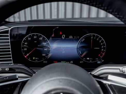New 2026 Mercedes-Benz GLE 450e 4MATIC image 14