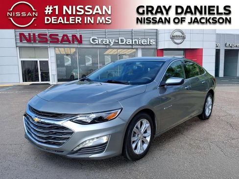 Used 2024 Chevrolet Malibu LT FWD image 3