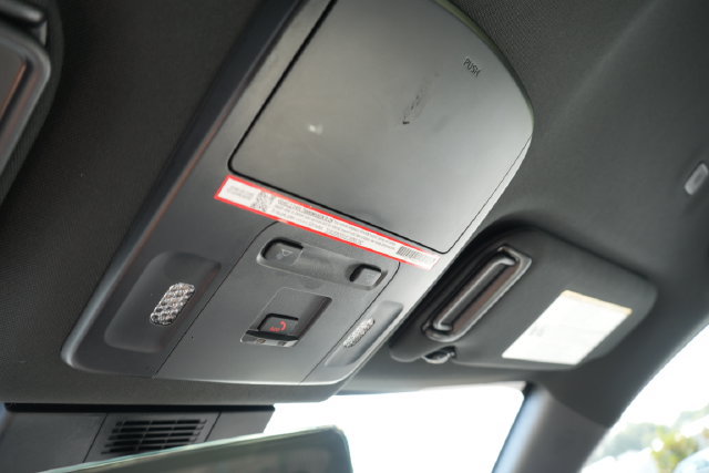 Used 2025 Toyota Camry SE FWD image 38