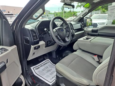 Used 2016 Ford F150 XL w/ Equipment Group 101A Mid RWD image 7