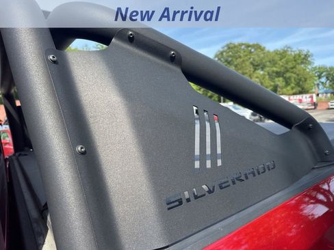 Used 2021 Chevrolet Silverado 1500 LT Trail Boss w/ Convenience Package II AWD/4WD image 11