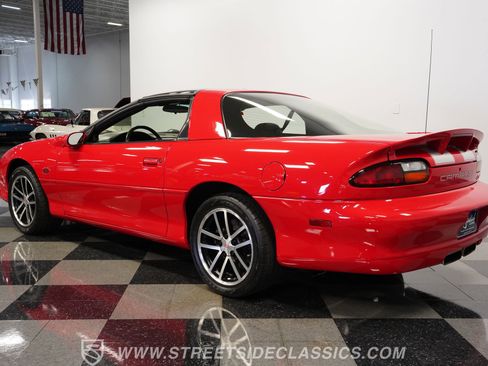 Used 2002 Chevrolet Camaro Z28 w/ SS Performance/Appearance Pkg image 9