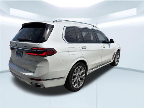 Used 2023 BMW X7 xDrive40i AWD/4WD image 7