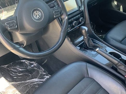 Used 2014 Volkswagen Passat TDI SEL Premium FWD image 13