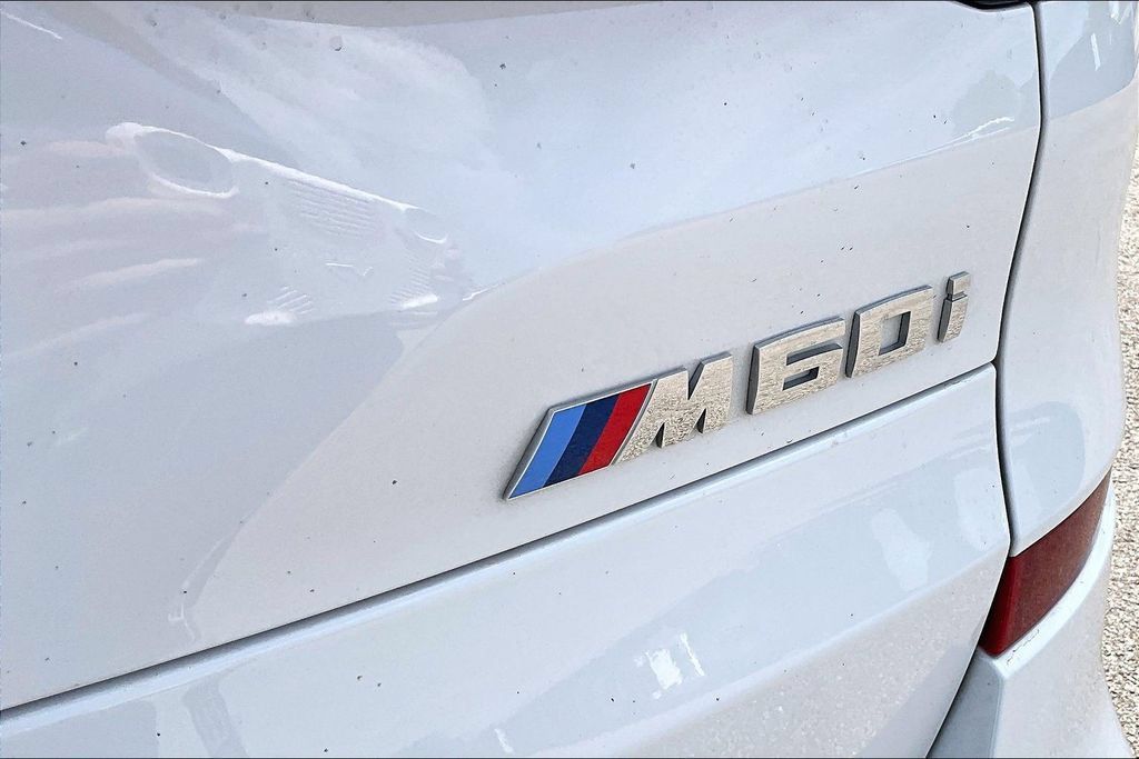 Used 2024 BMW X5 M60i AWD/4WD image 12