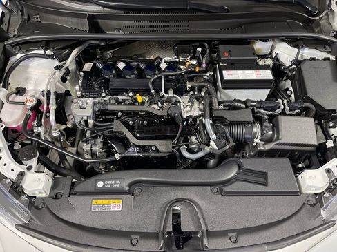 Certified 2024 Toyota Corolla SE w/ SE Package FWD image 9
