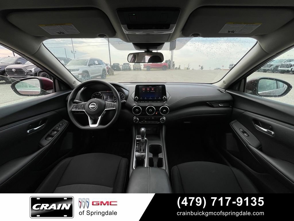 Used 2025 Nissan Sentra SV FWD image 26