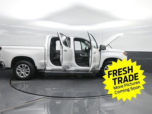 Used 2022 Chevrolet Silverado 1500 LTZ w/ LTZ Premium Package image 53