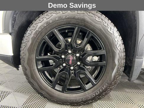 New 2025 GMC Sierra 1500 Elevation w/ Elevation Premium Package image 11