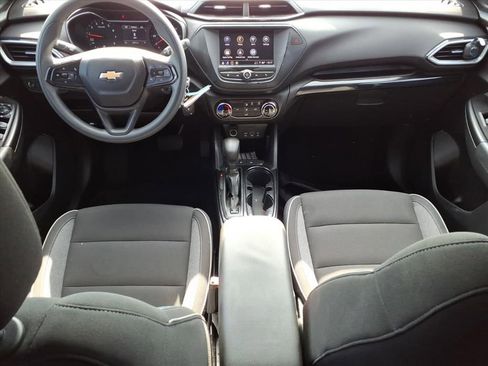 Used 2021 Chevrolet TrailBlazer LS image 10