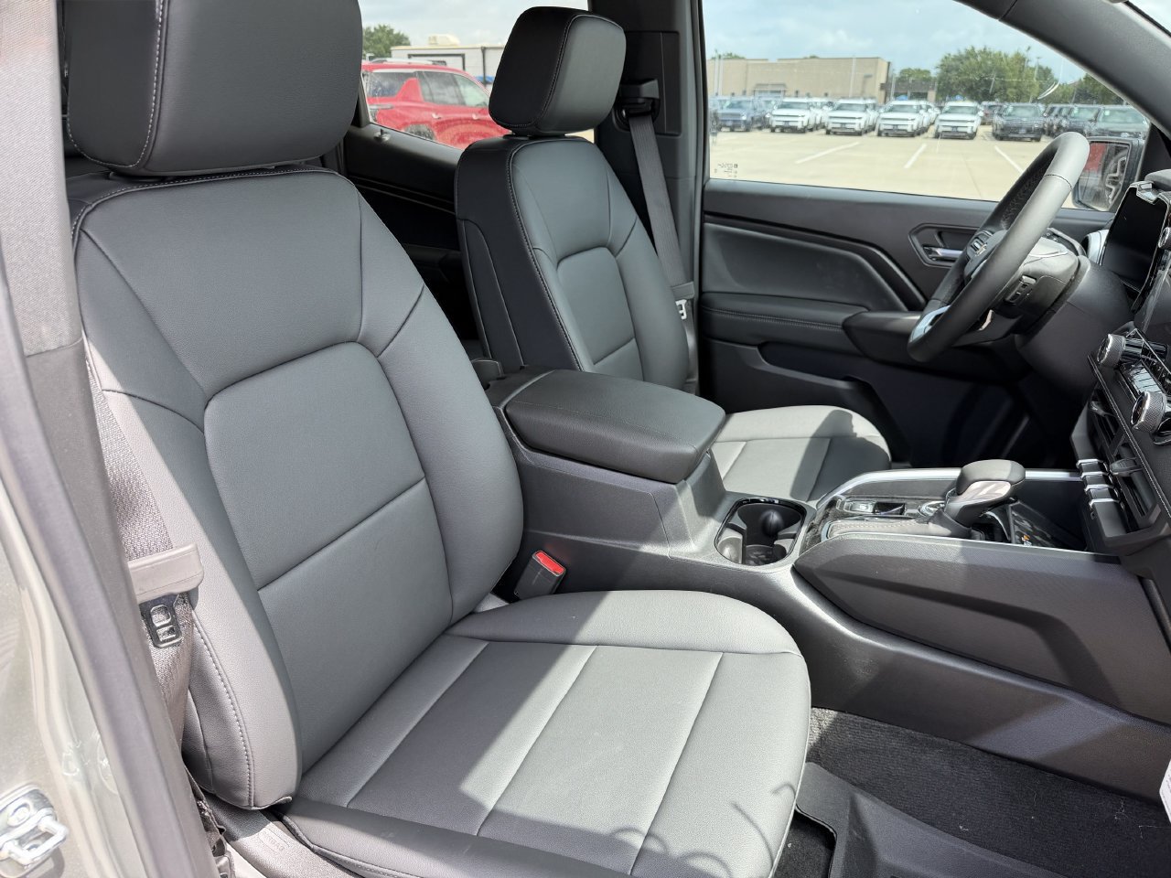 New 2026 Chevrolet Colorado LT w/ LT Convenience Package AWD/4WD image 23