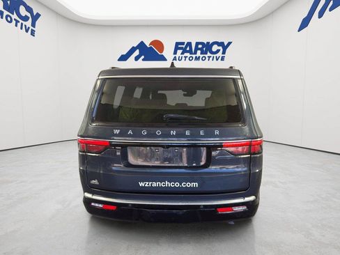 Used 2024 Jeep Wagoneer 4WD w/ Premium Group I image 8