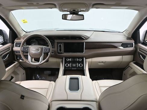 Used 2021 GMC Yukon Denali w/ LPO, Illumination Package image 42