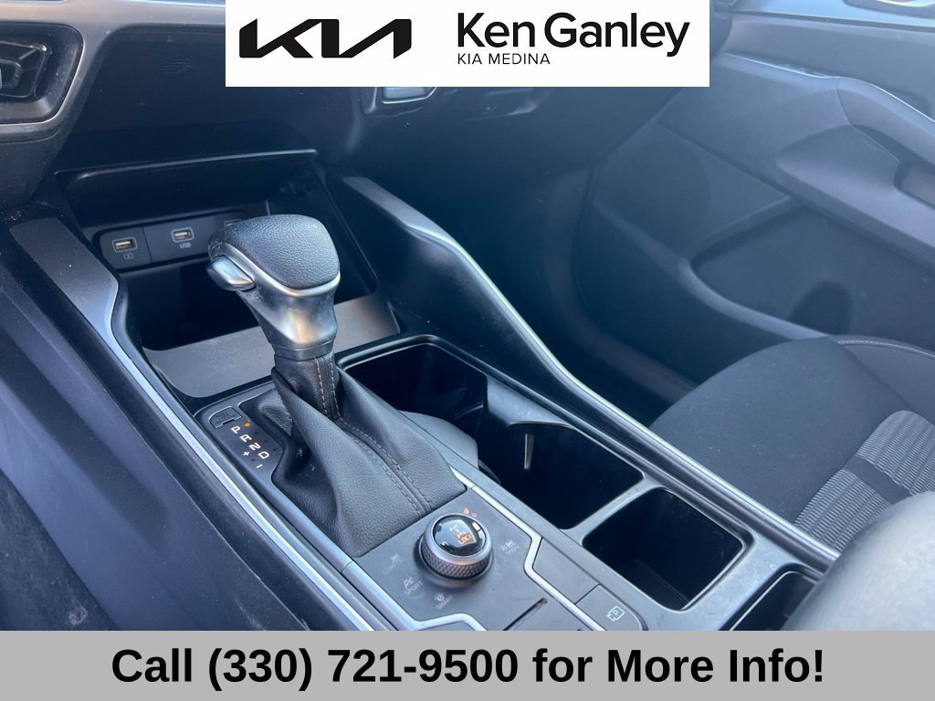 Certified 2022 Kia Sorento LX AWD/4WD image 33